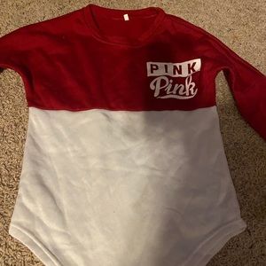 PINK sweatshirt size small🤍